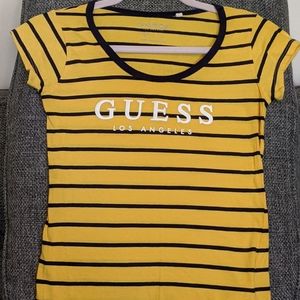 Scoopneck women's tee